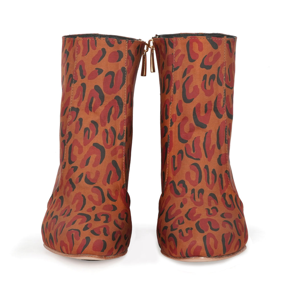 Brown leopard print ankle boots 