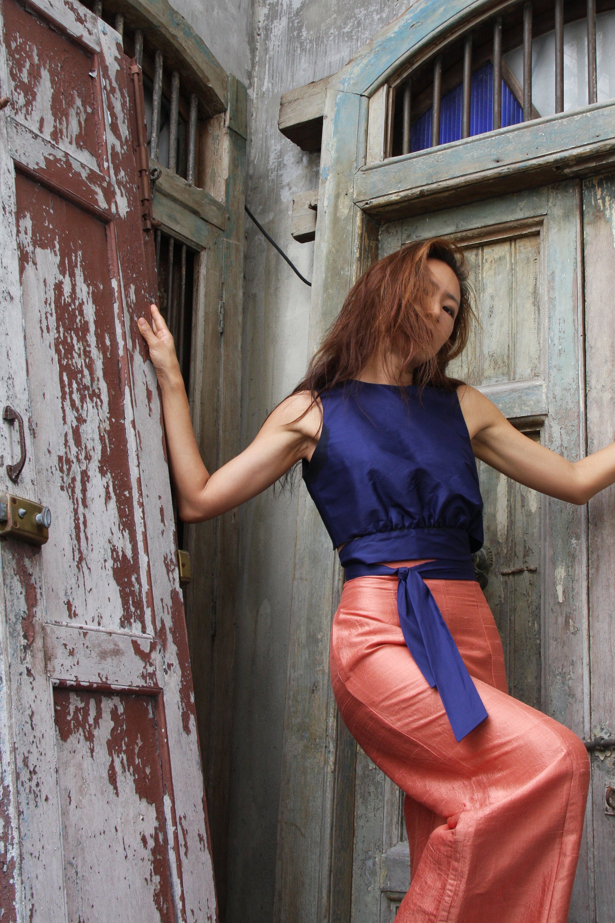 Atomic Backless Top, Midnight Sapphire – Sucette